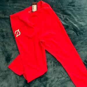 NWT Peloton Capris, size Large